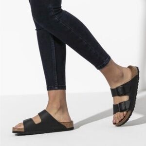Arizona Birkenstocks black NEW IN BOX size 38 7